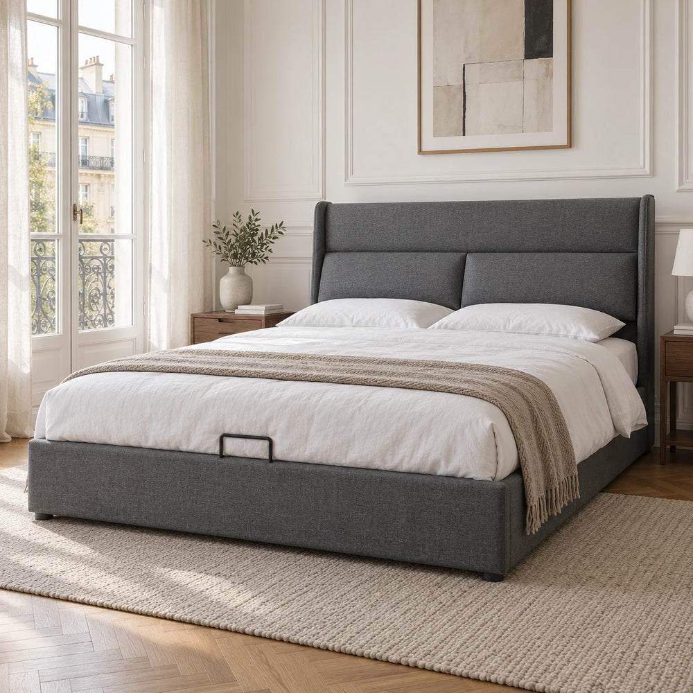Sillage, lit coffre gris : vue principale dans une chambre — visuel généré